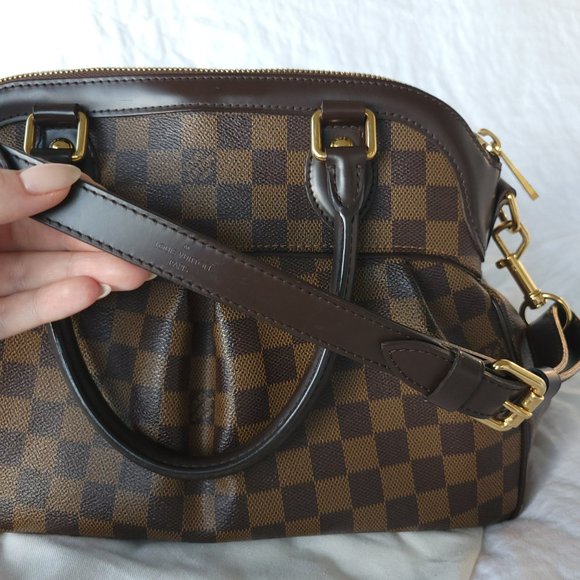 Louis Vuitton Trevi PM in Damier Ebene - Picture 4 of 15